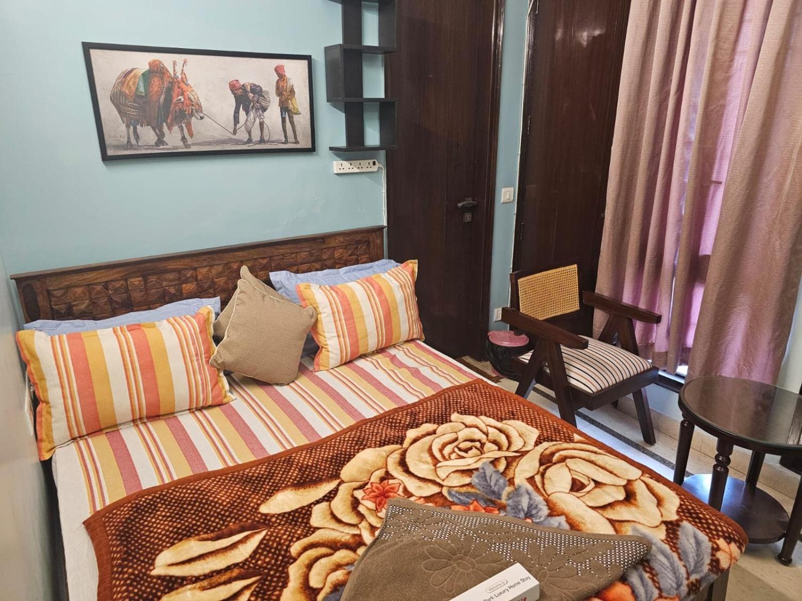 Sky Bloom Luxury Homestay New Delhi Extérieur photo